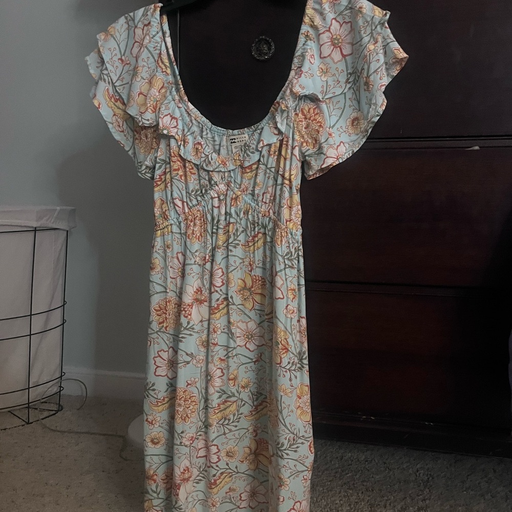 Billabong Floral Midi Dress with Ruffle Sleeves